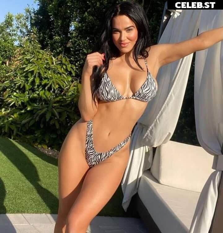 CJ Perry aka Lana Image 656600