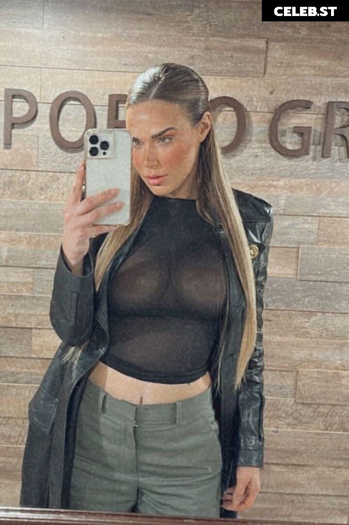 CJ Perry aka Lana Image 656729