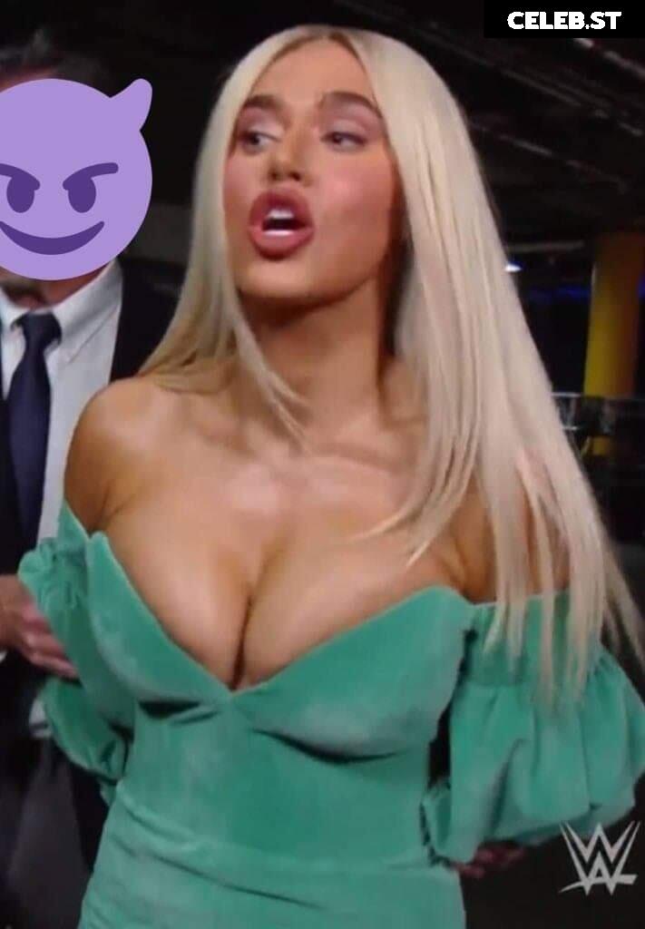 CJ Perry aka Lana Image 656486