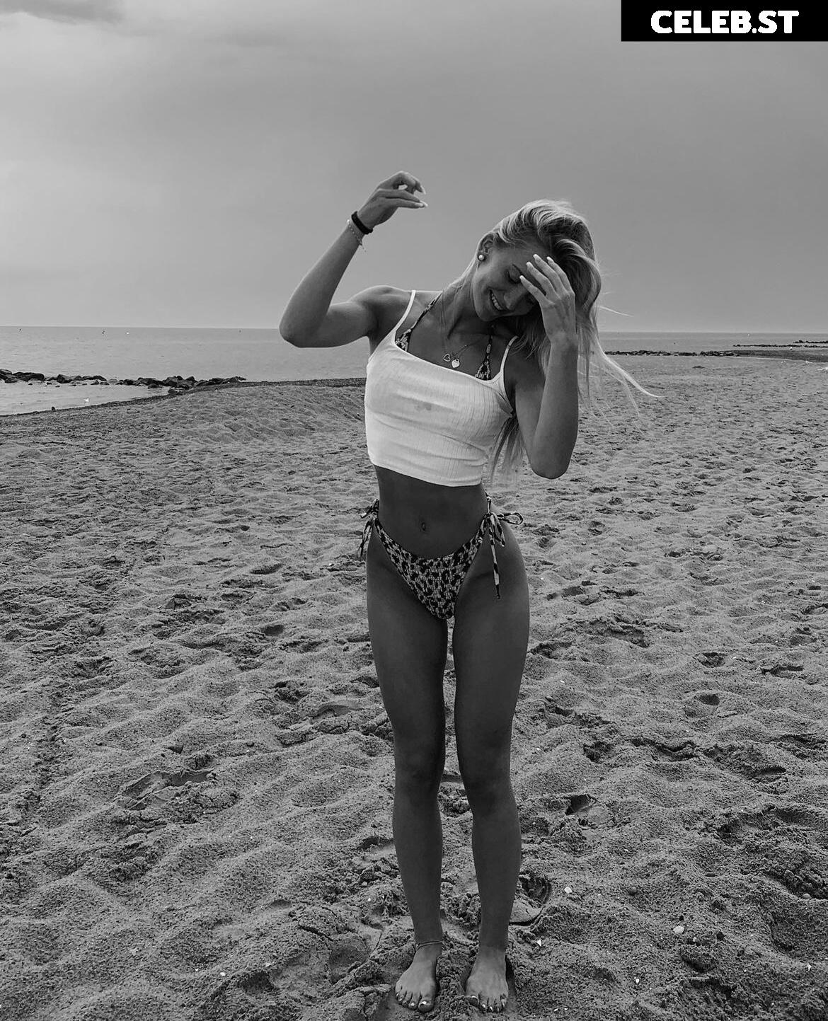 Zarah Ellen Image 653172