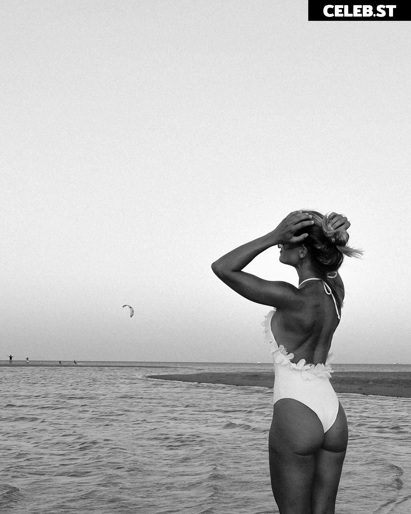 Adrienne Koleszar Image 653131