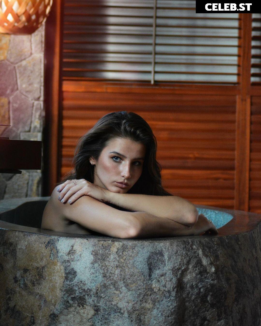 Anna Arevalo Image 652631