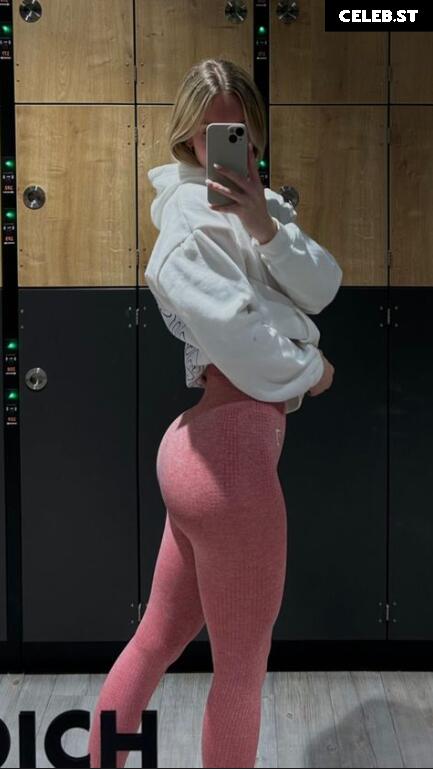 Zarah Ellen Image 652984