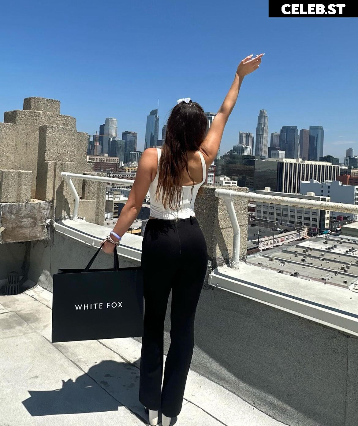 Gibson Sisters Image 667426