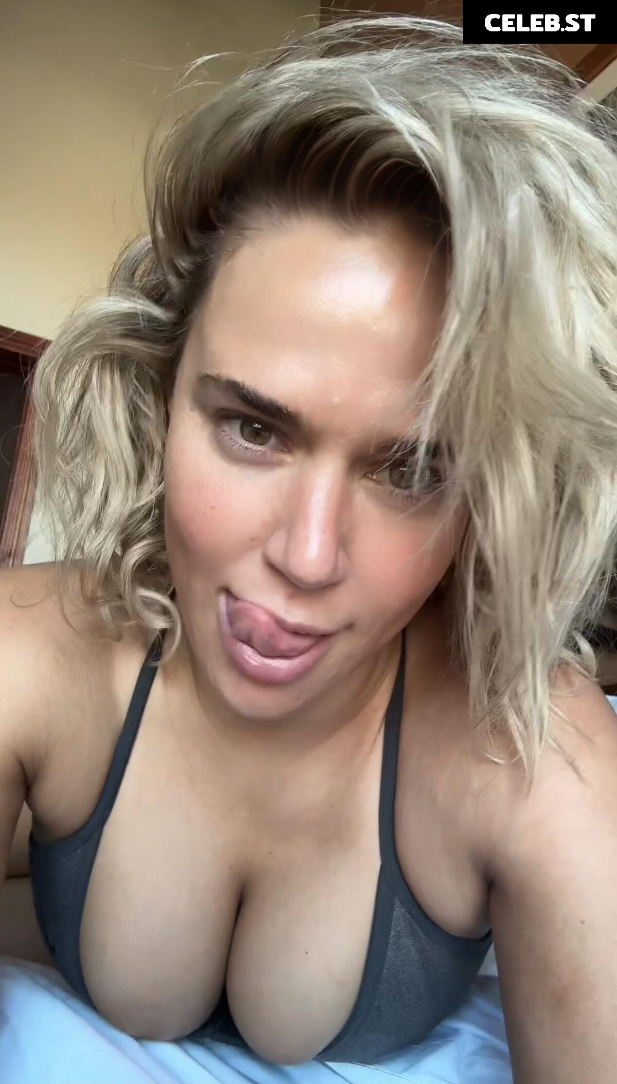 CJ Perry aka Lana Image 666714