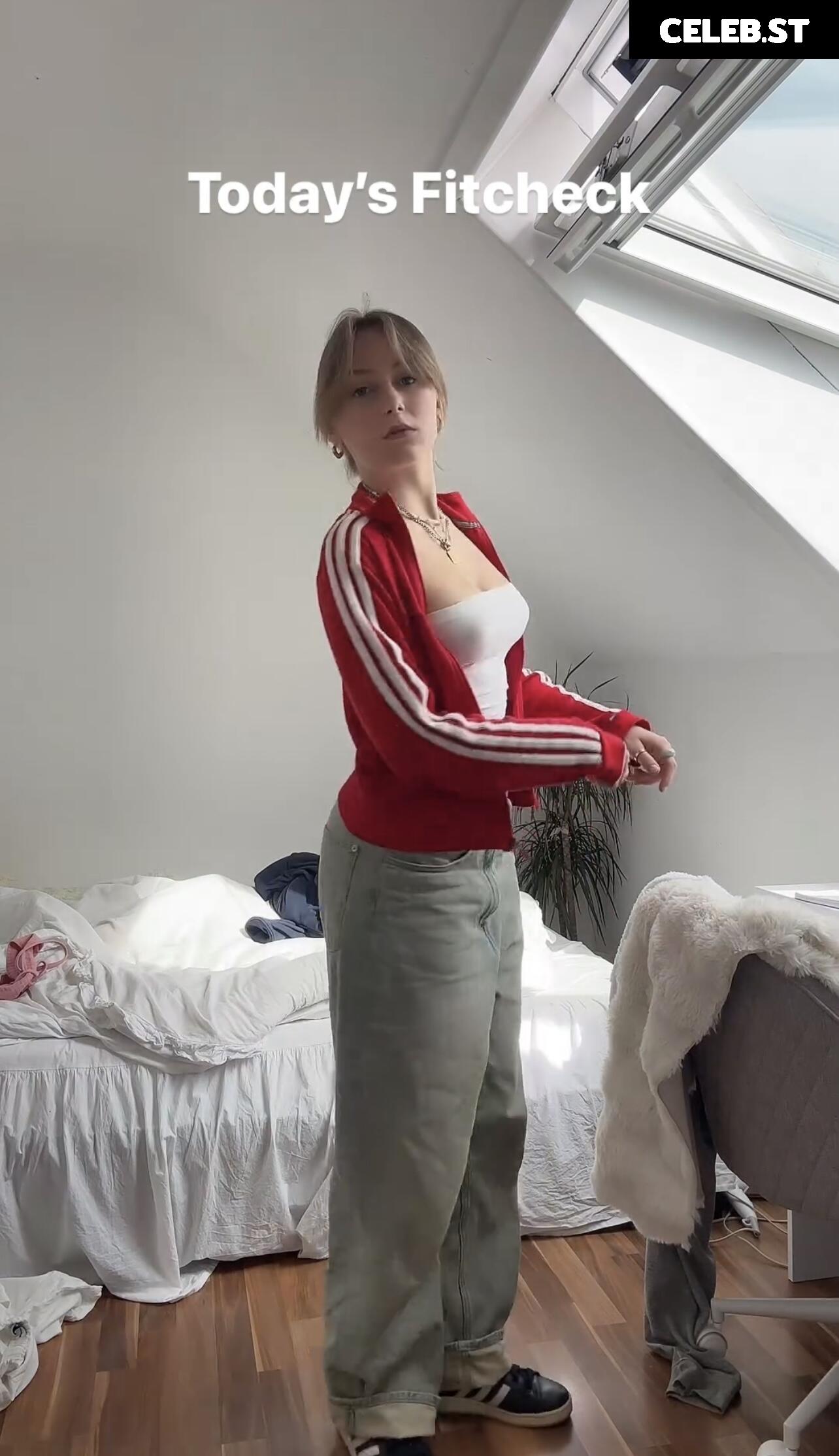 evaaklm Image 666390
