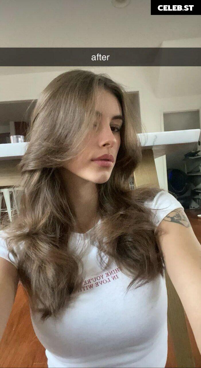 Eva Cudmore Image 666983