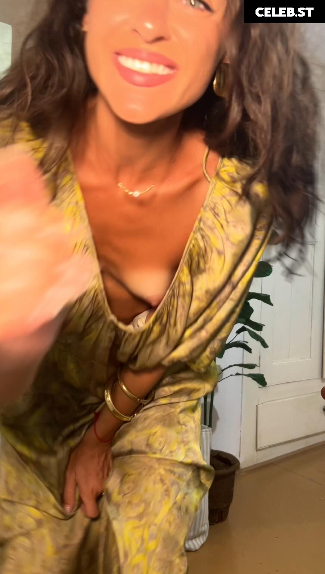 Anastasia Souris Image 665065