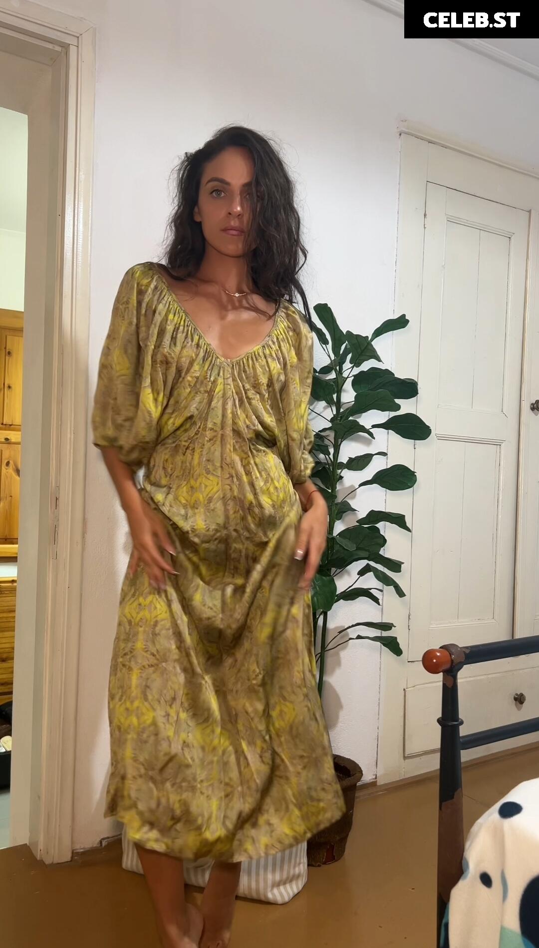 Anastasia Souris Image 664944
