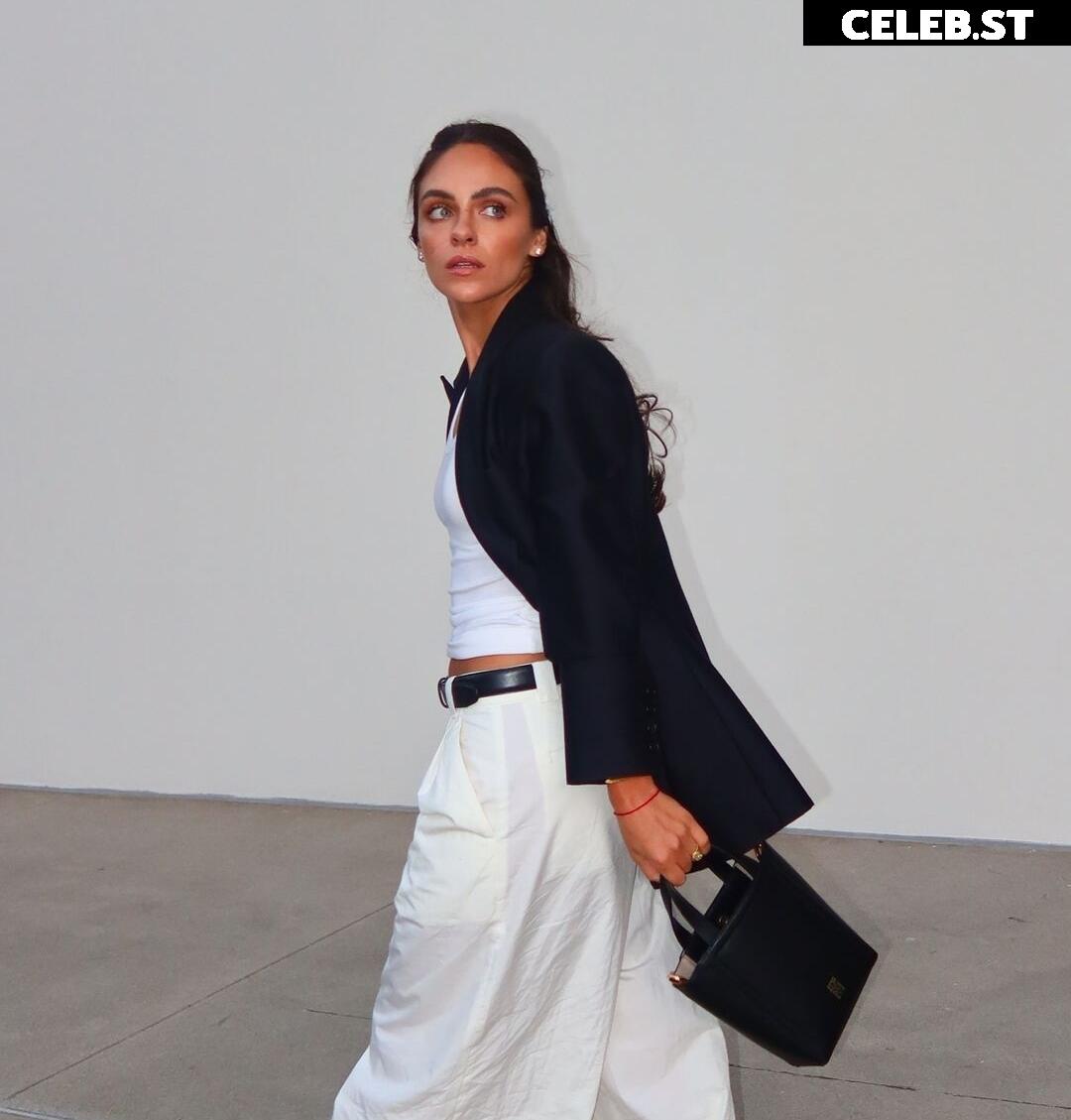 Anastasia Souris Image 664865