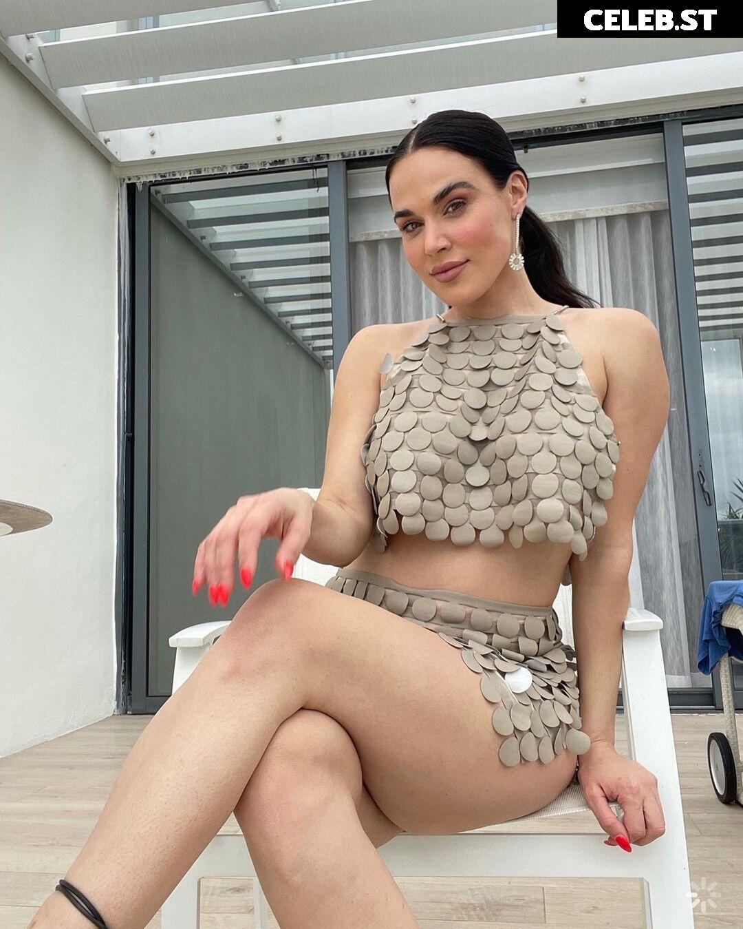 CJ Perry aka Lana Image 662283