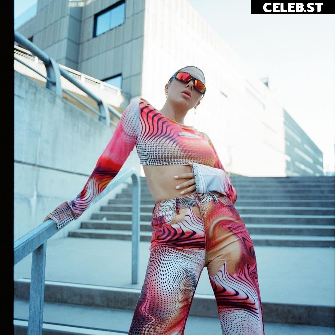 Elvana gjata Image 661454