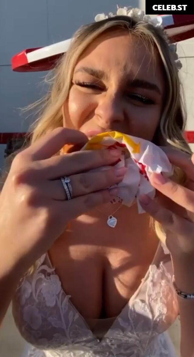 Dagi Bee Image 661116