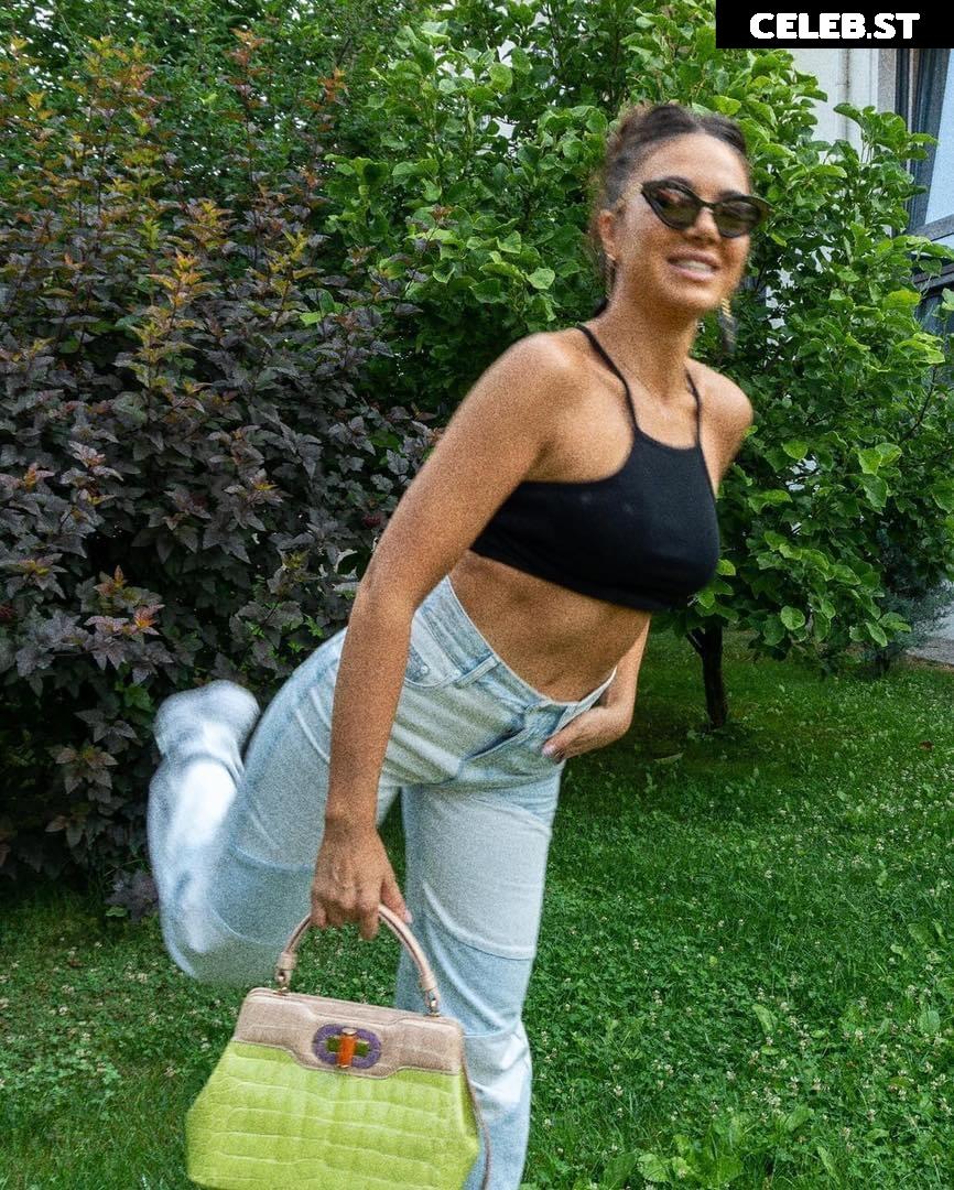 Elvana gjata Image 661257