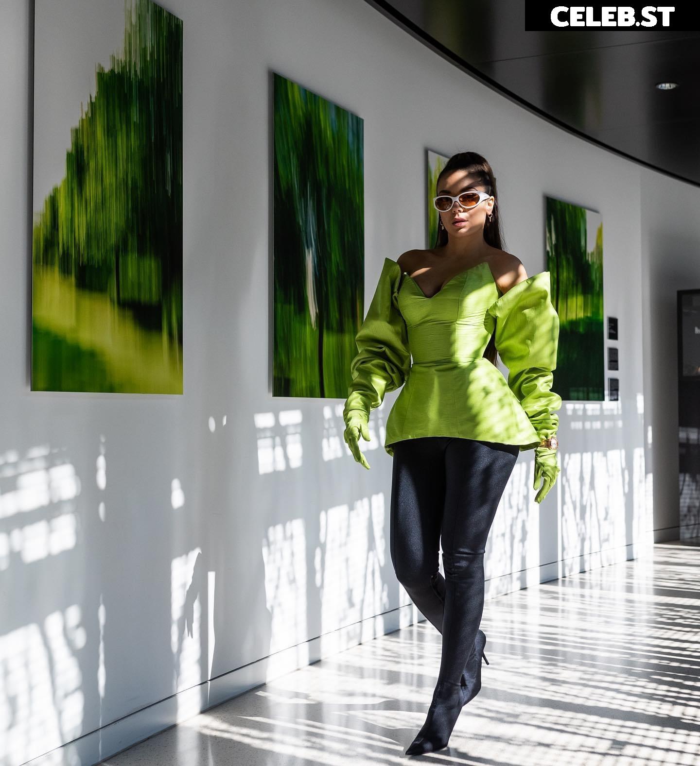 Elvana gjata Image 661986