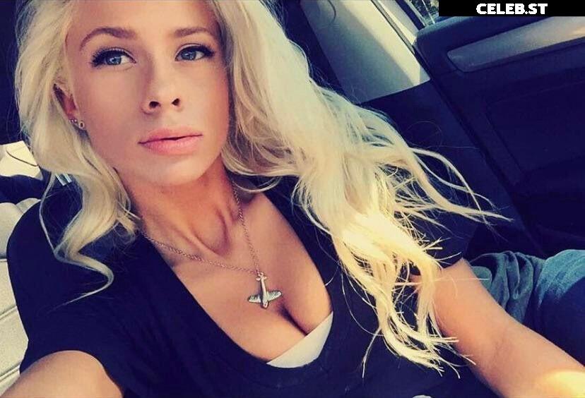 Andie Case Image 660035