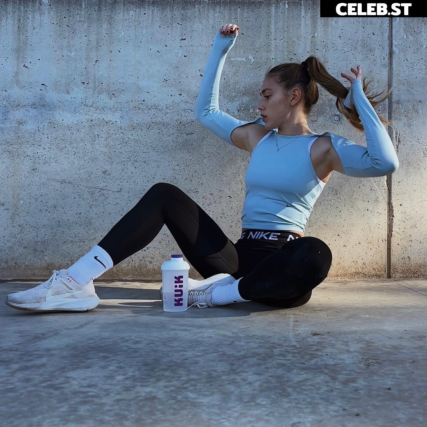 Clara Fernández Image 679658