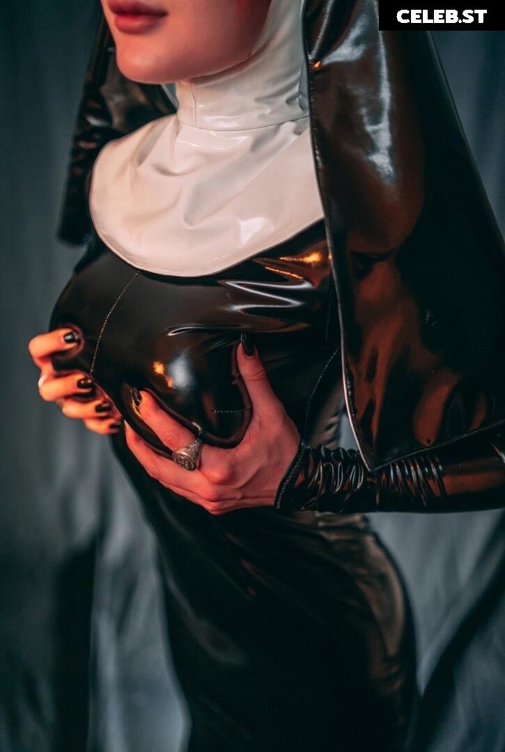 Jenna Lynn Meowri Image 679887