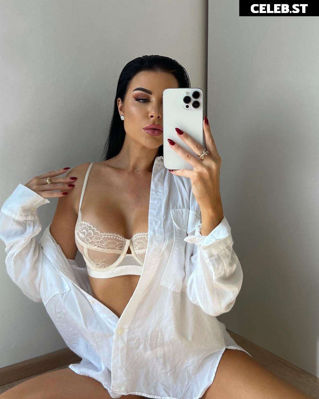 Lisa Weinberger Image 678140