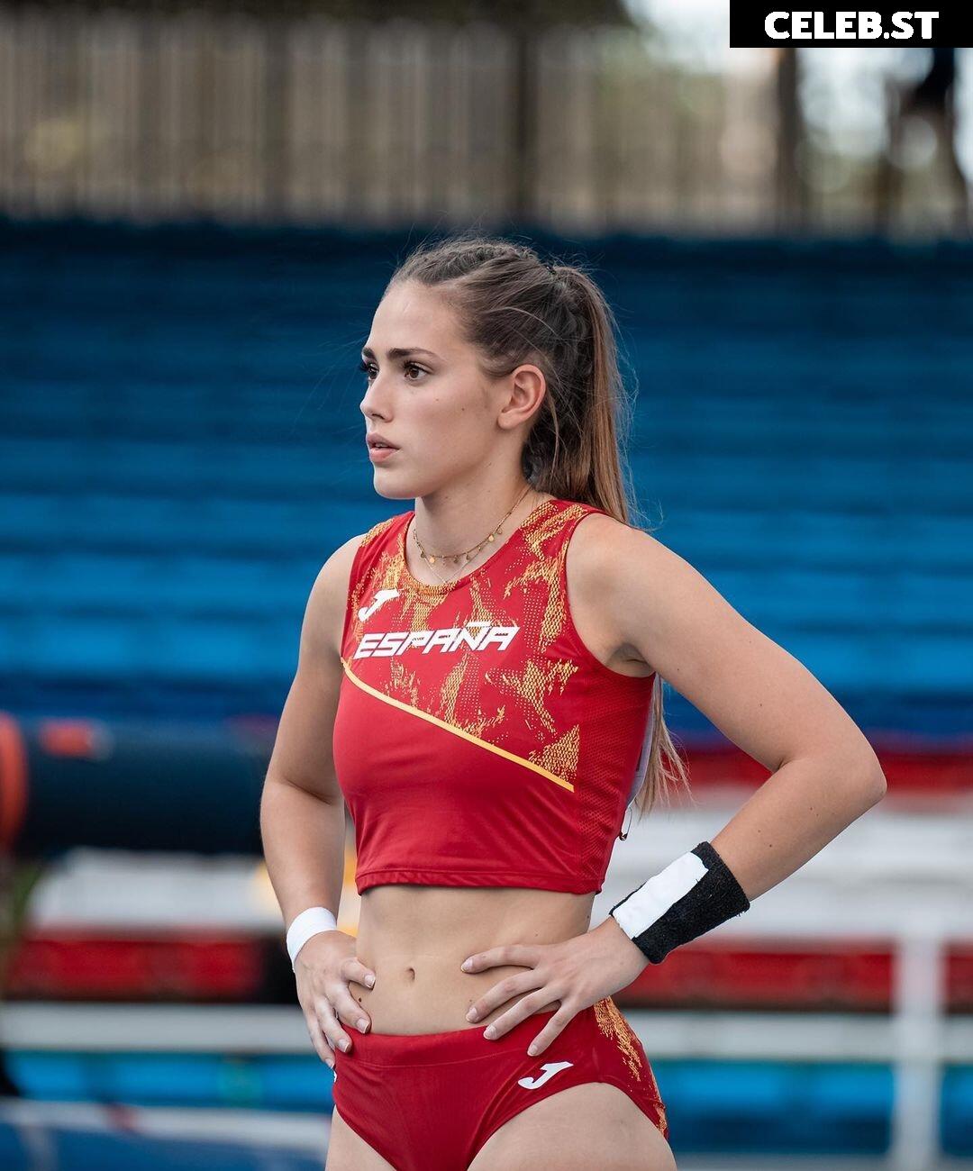 Clara Fernández Image 678192