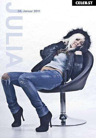 Sexy Julia Image 677866