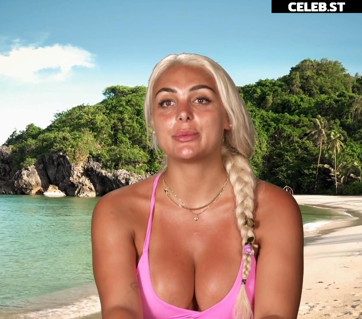 Michelle Daniaux Image 676701