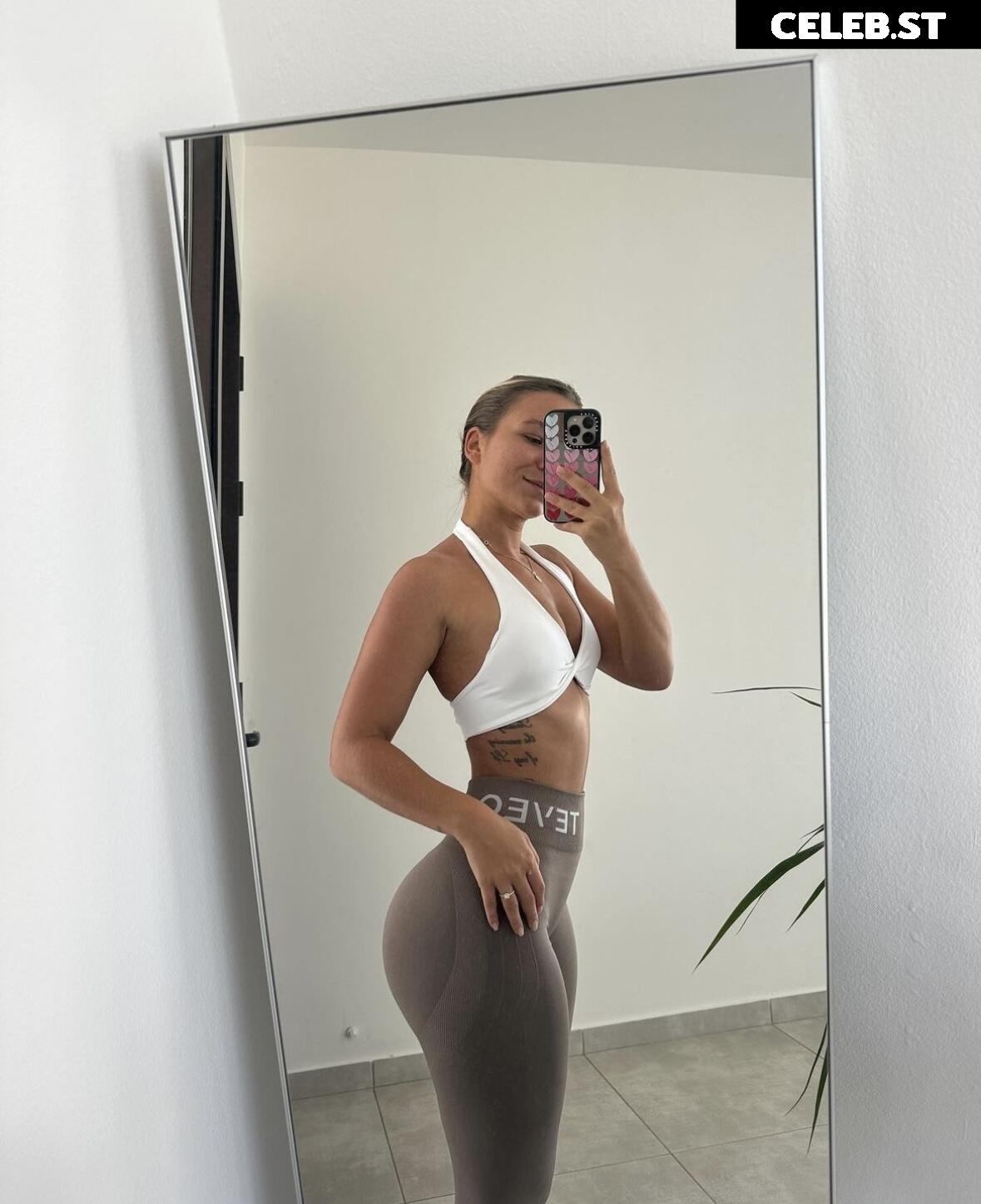 Alina Wachinger Image 676145