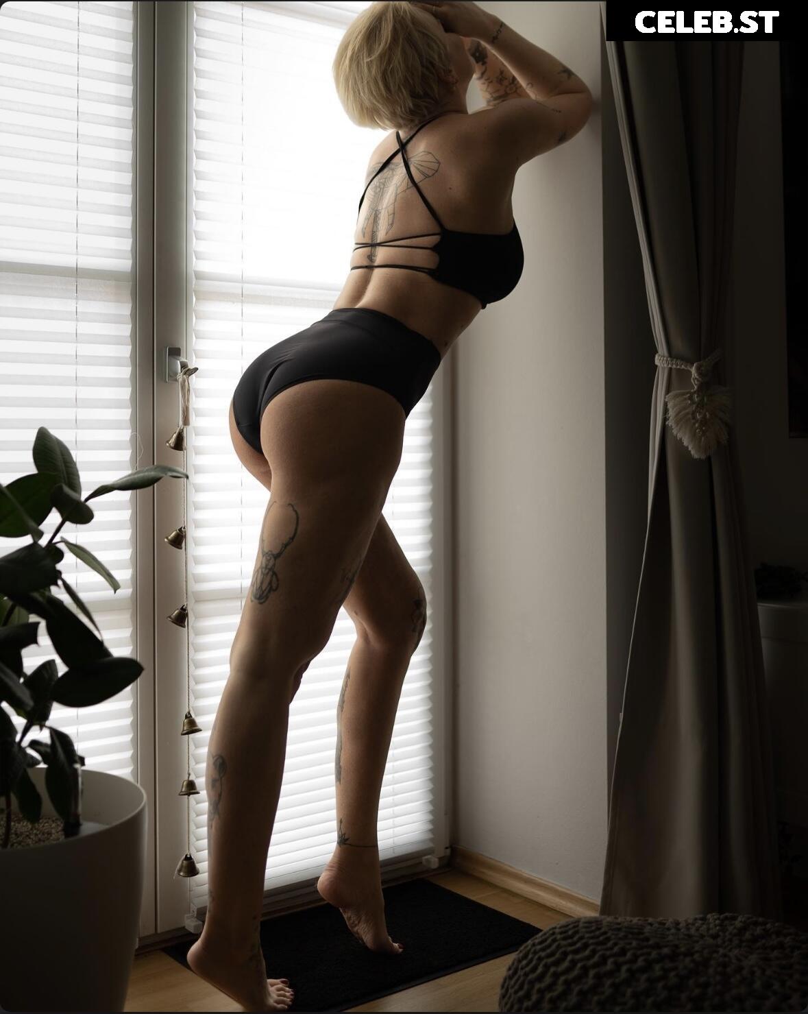 Mandy-Kay Bart Image 676843