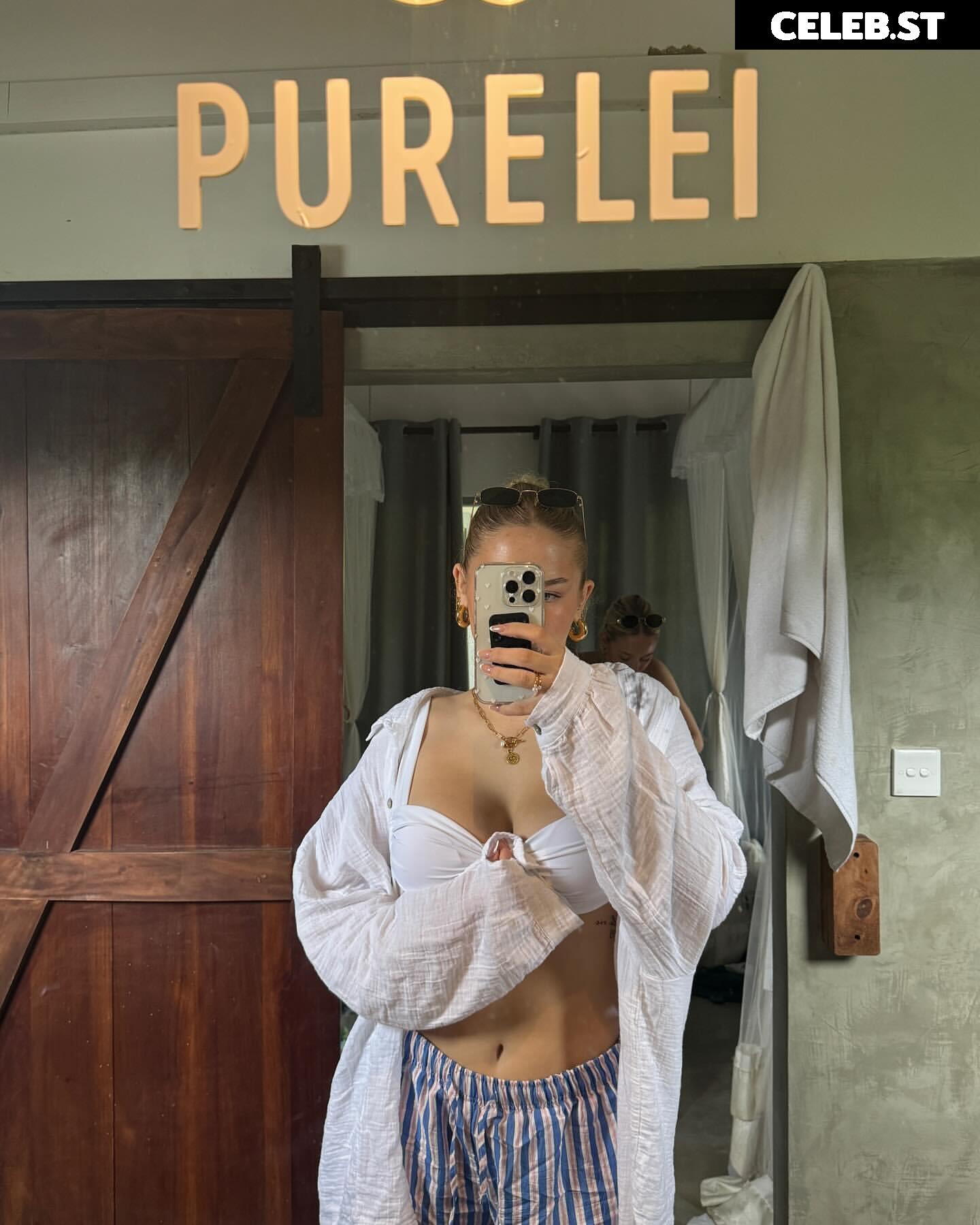 Emma Fischer Image 674717