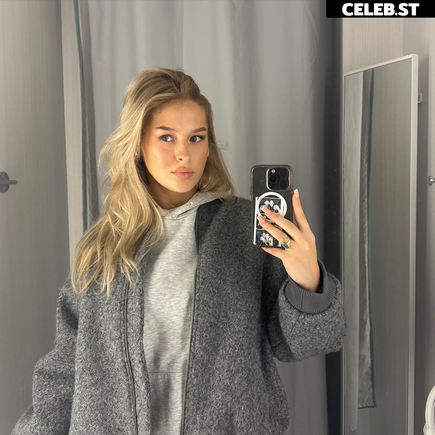 Emma Fischer Image 674046