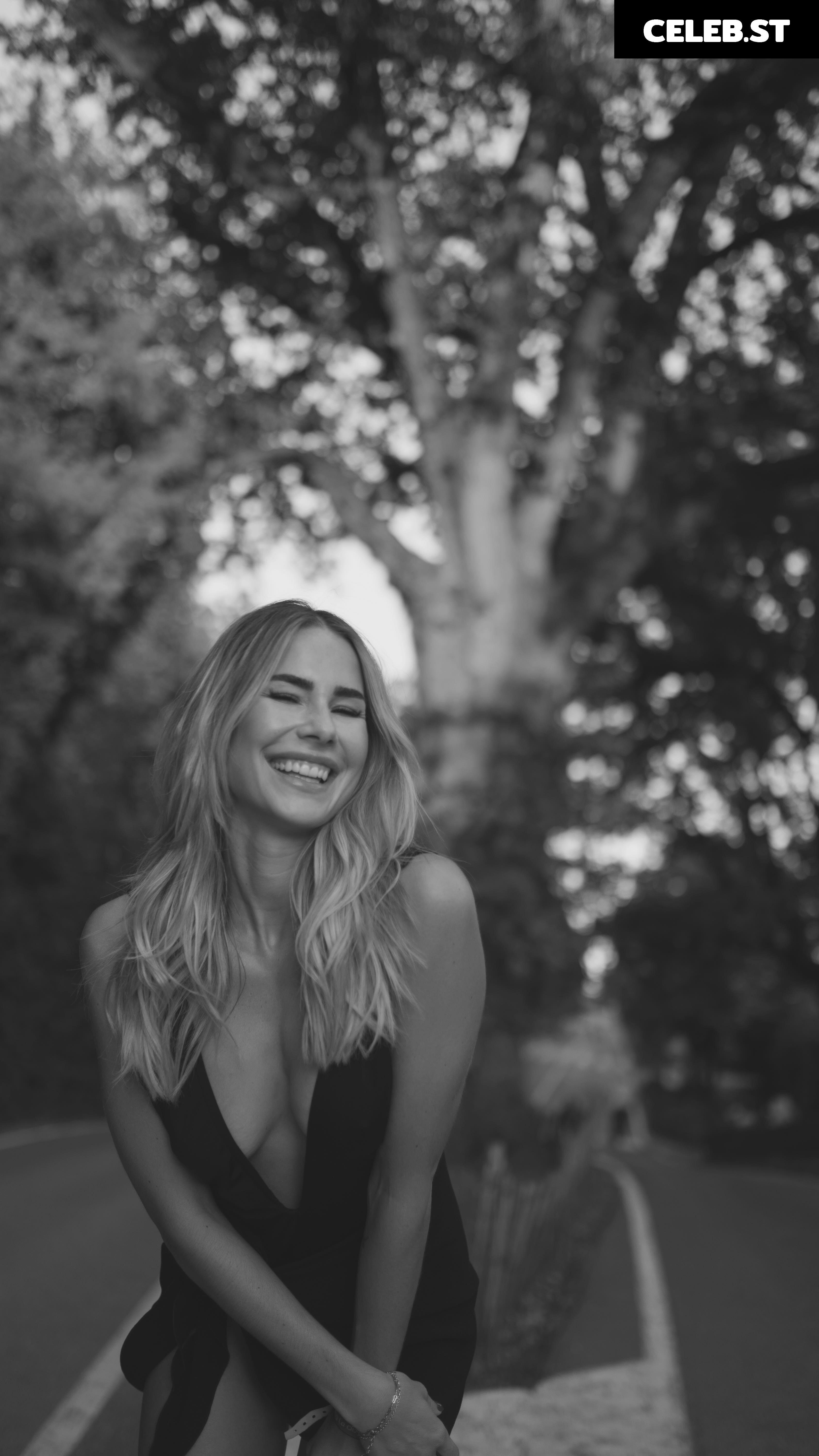 Anahita Rehbein Image 671856