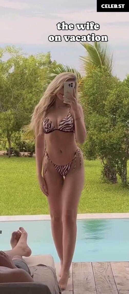 Julia (Xlaeta) Image 670332