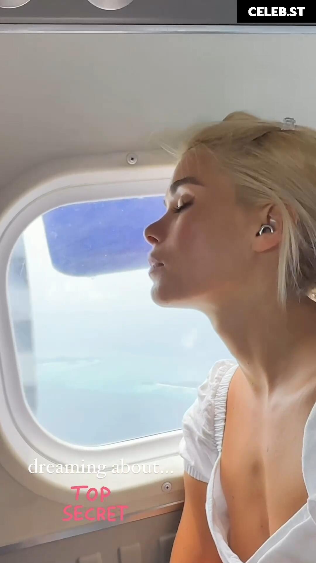 Pamela Reif Image 604450