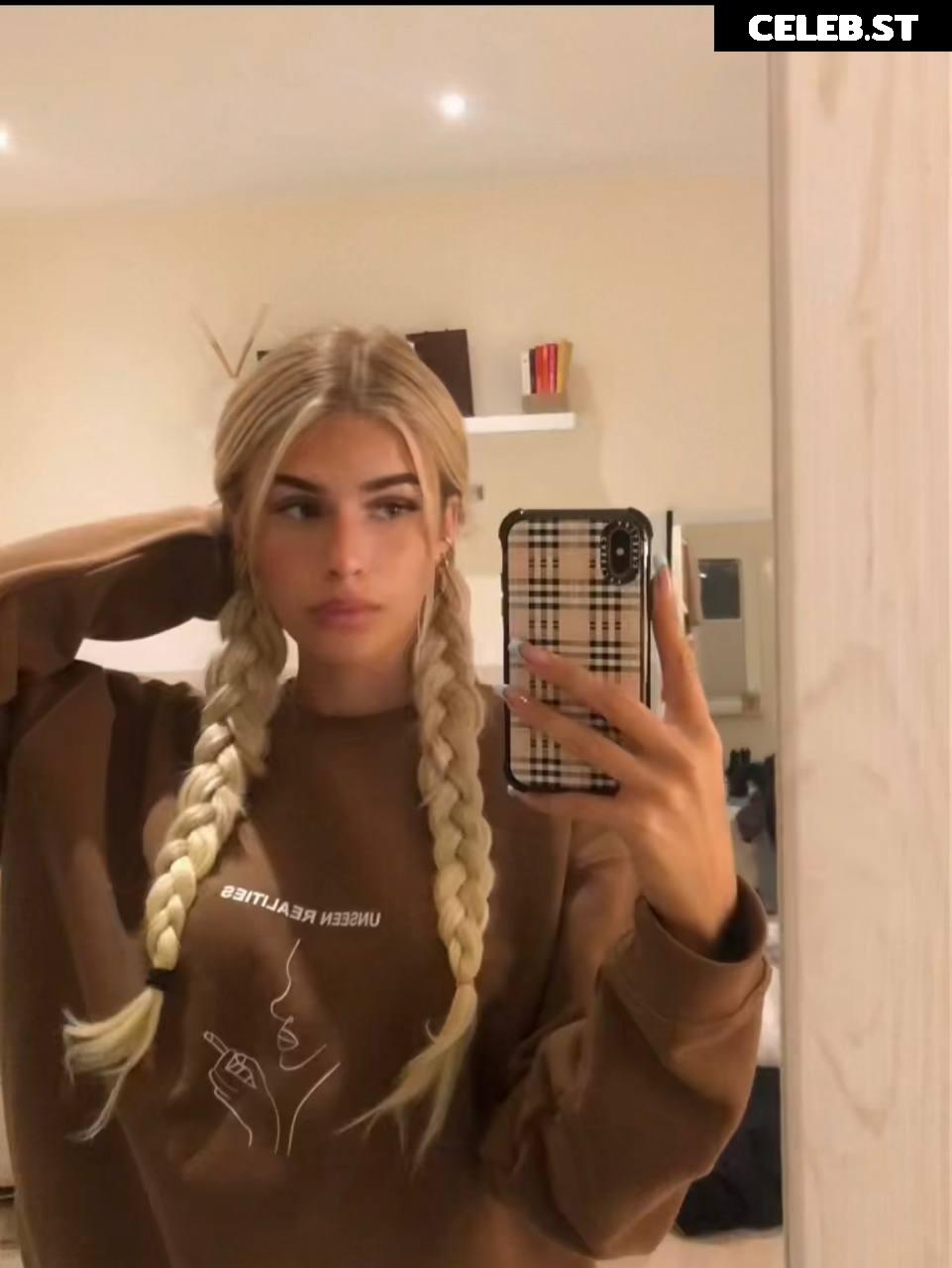 Sophie Schnur Image 600349