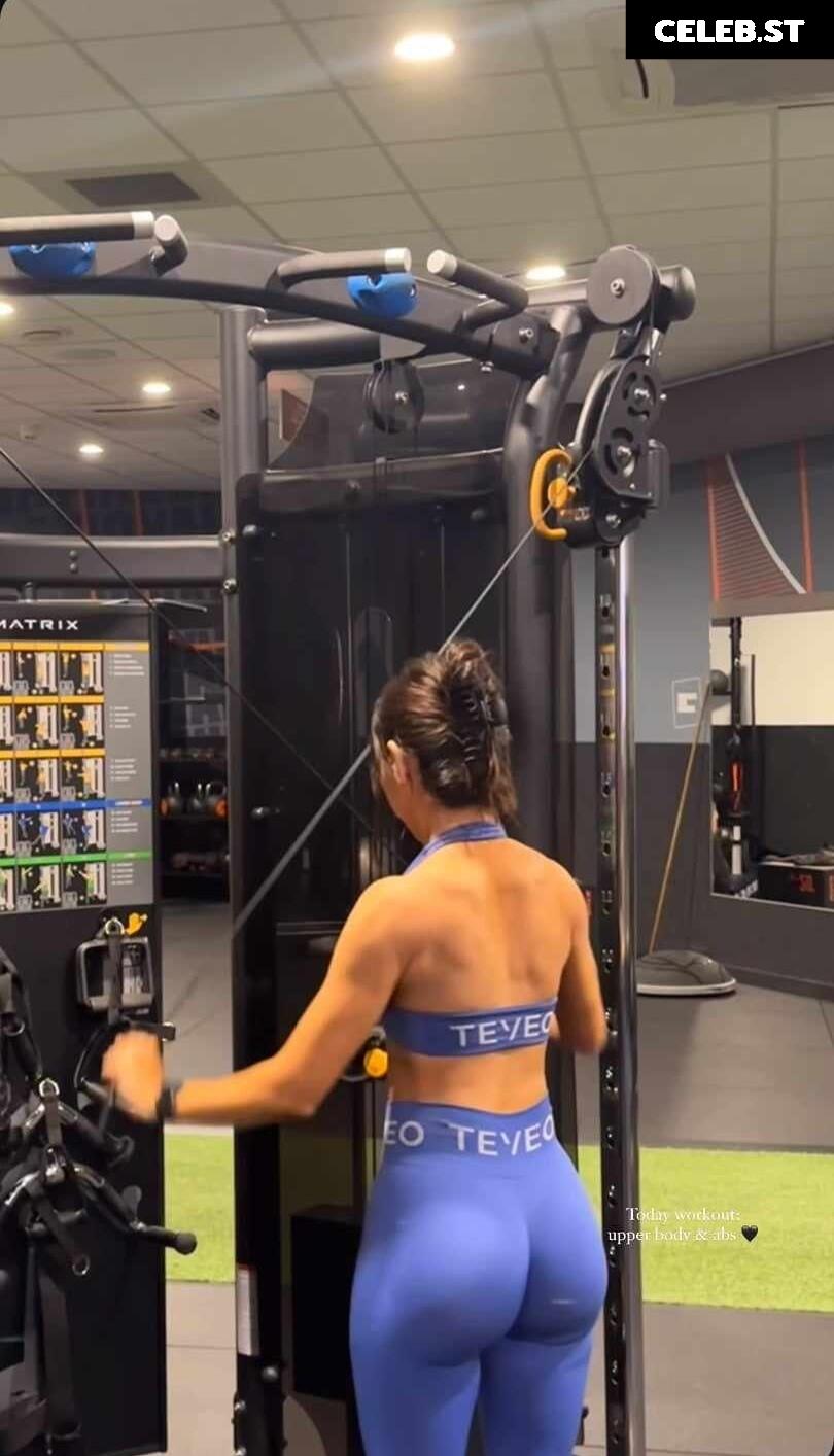 Merve Özkan Image 519627