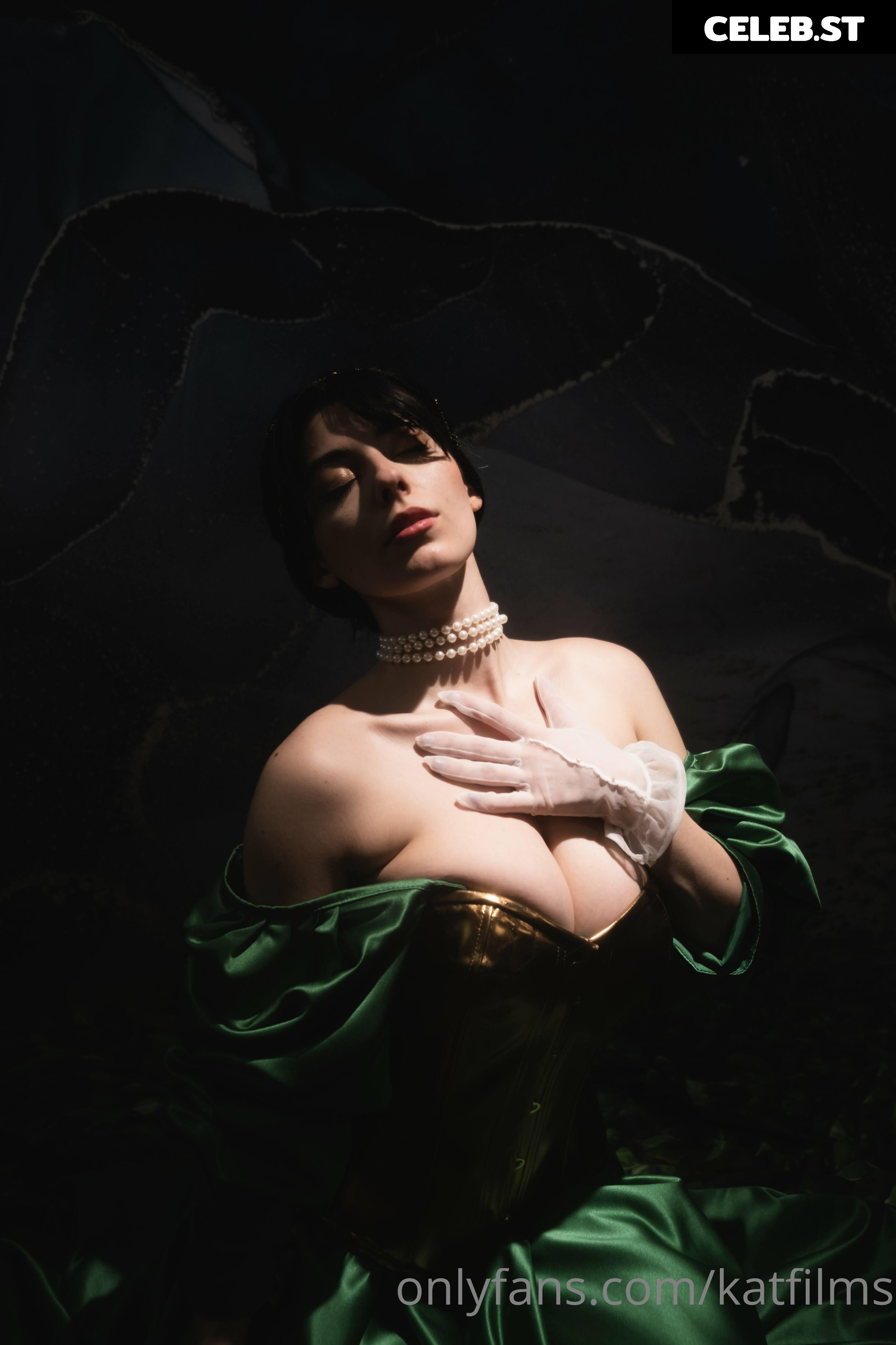 Kat Cabaret / Kat Dreams / Kat Streams / LeCabaret / Salacious Kitty Image 5197546