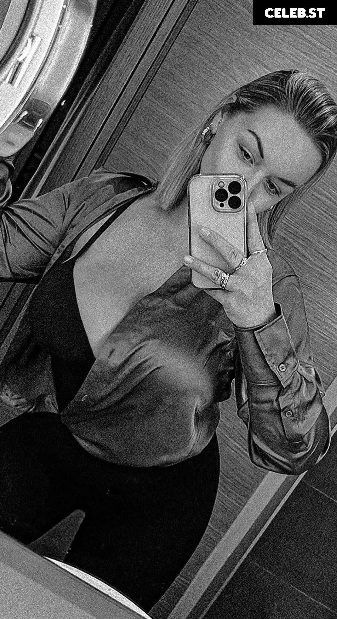 Anna Schmidt Image 519935
