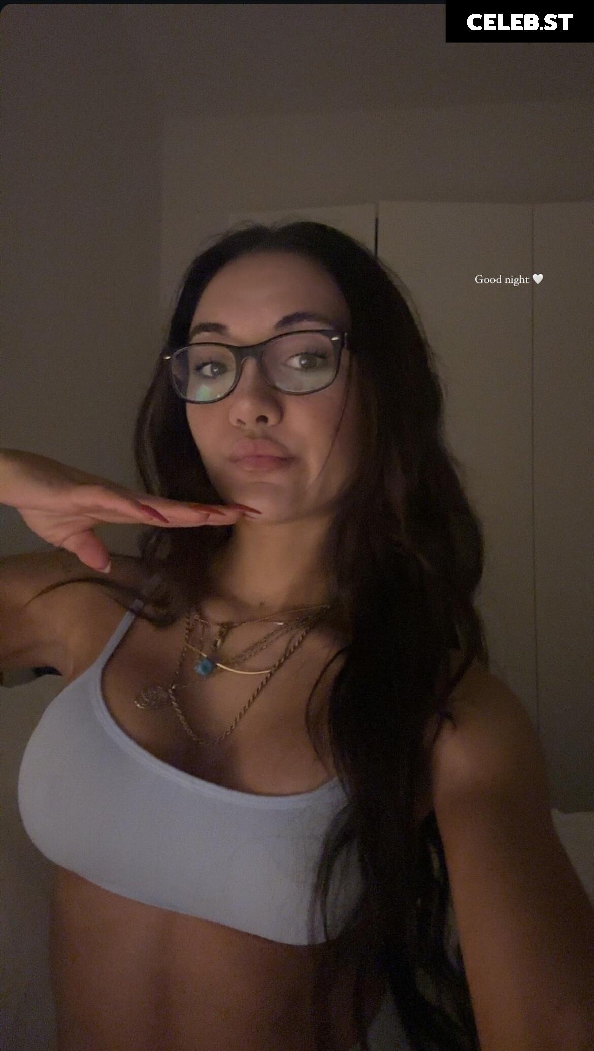 Merve Özkan Image 519806