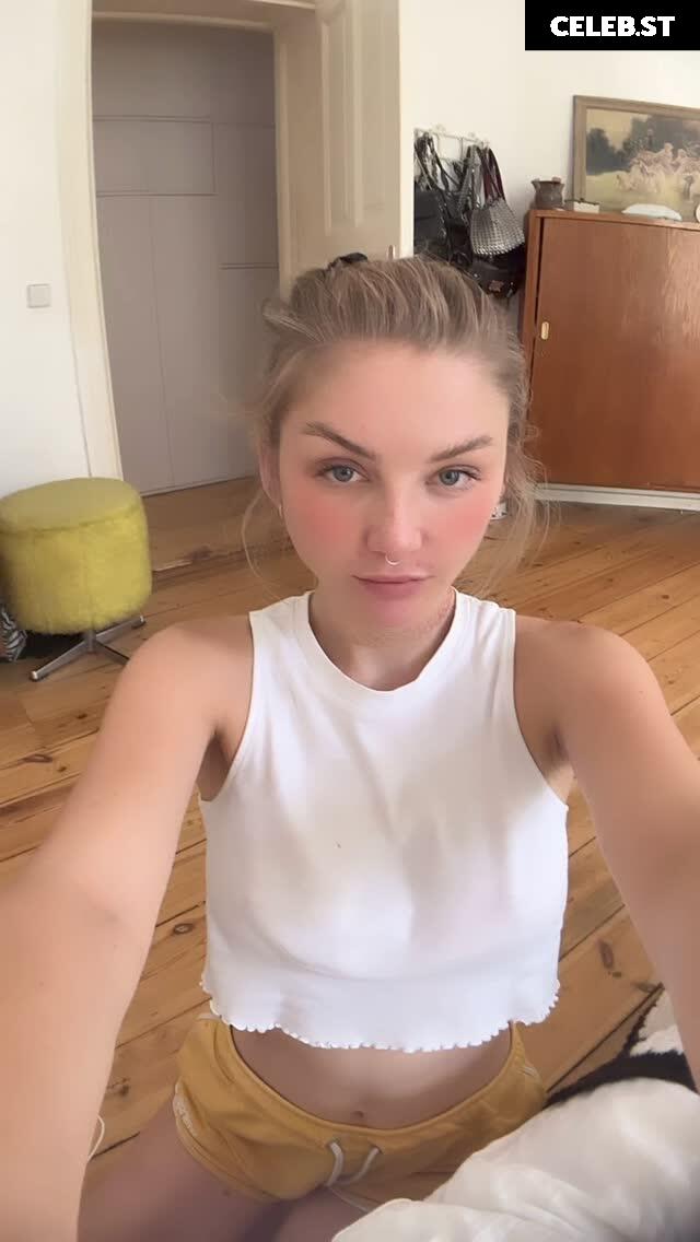 Julia Wulf Image 517457