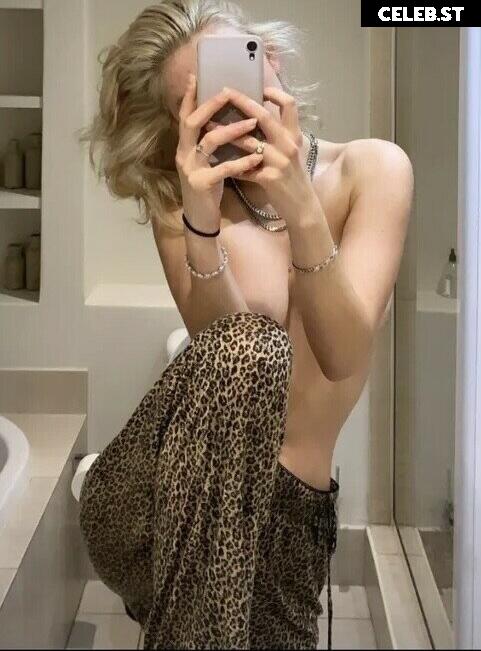 Julia Wulf Image 517022