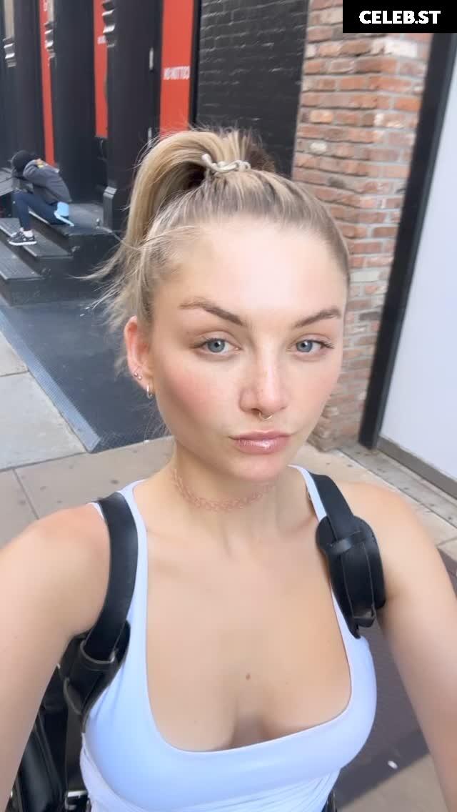 Julia Wulf Image 517967