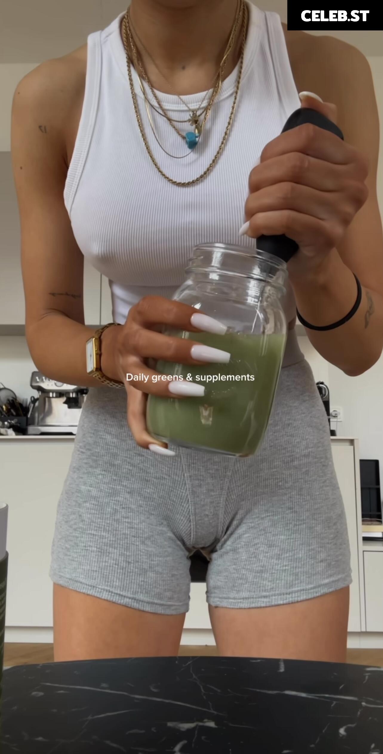 Merve Özkan Image 516270