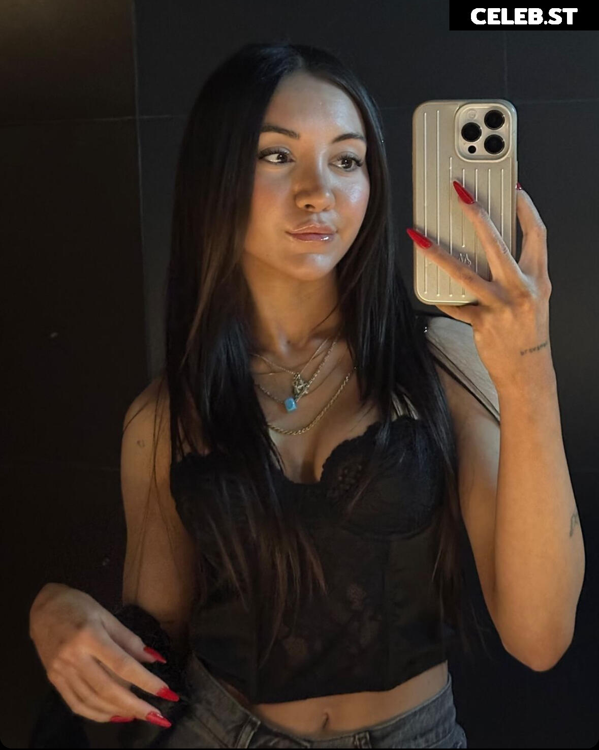 Merve Özkan Image 516897