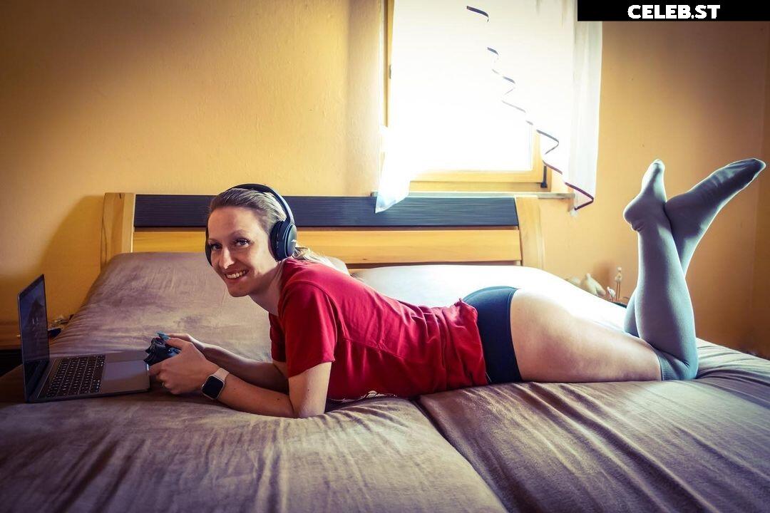 official_marlenas_world_ Image 512197