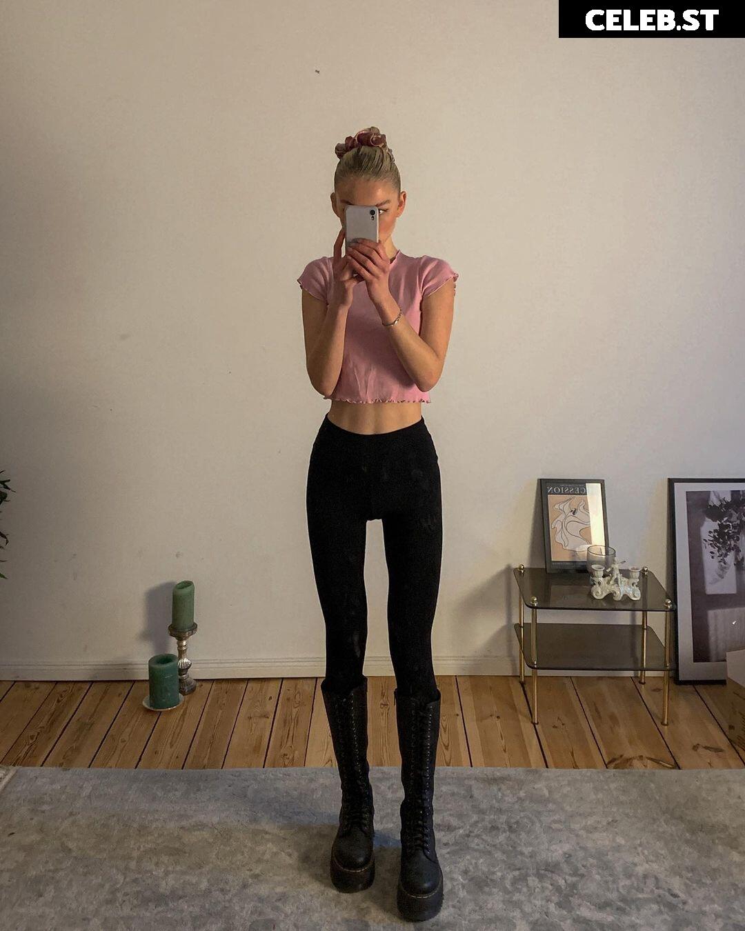 Julia Wulf Image 512293