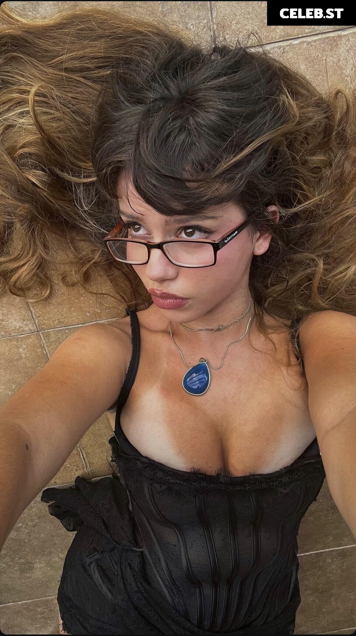 Anda Tohatan / tohatananda Image 5118113