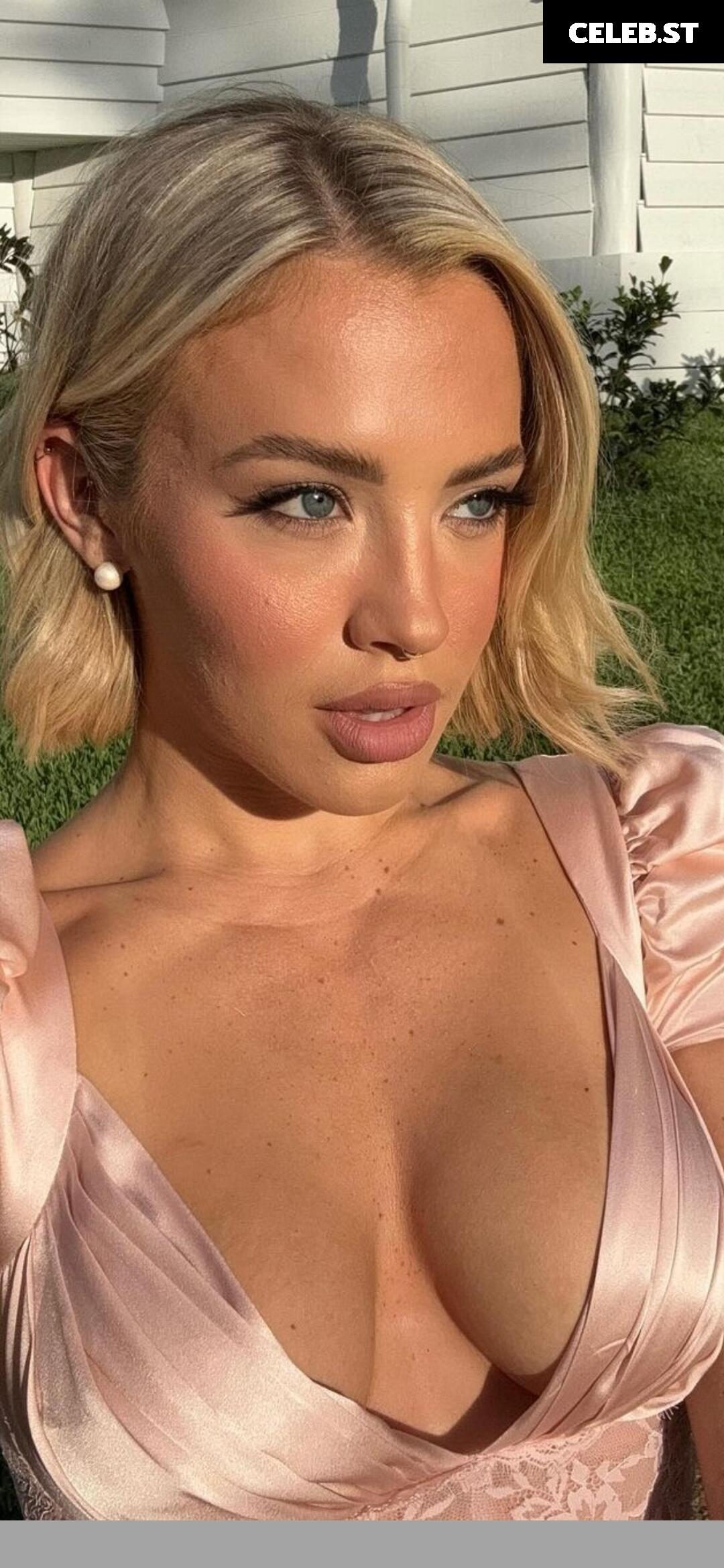 Tammy Hembrow Image 510175