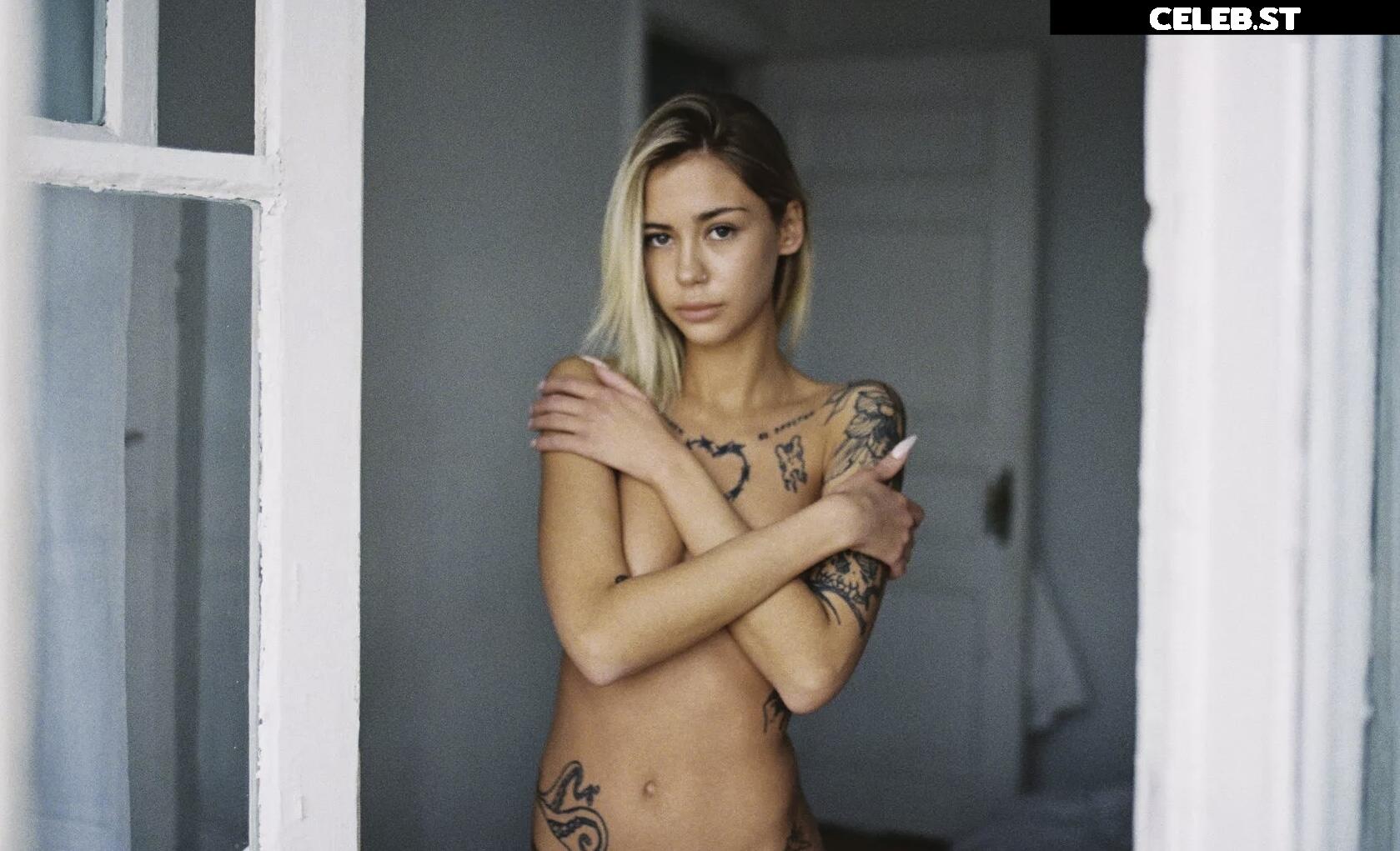 Polina Rahmanova Image 51095
