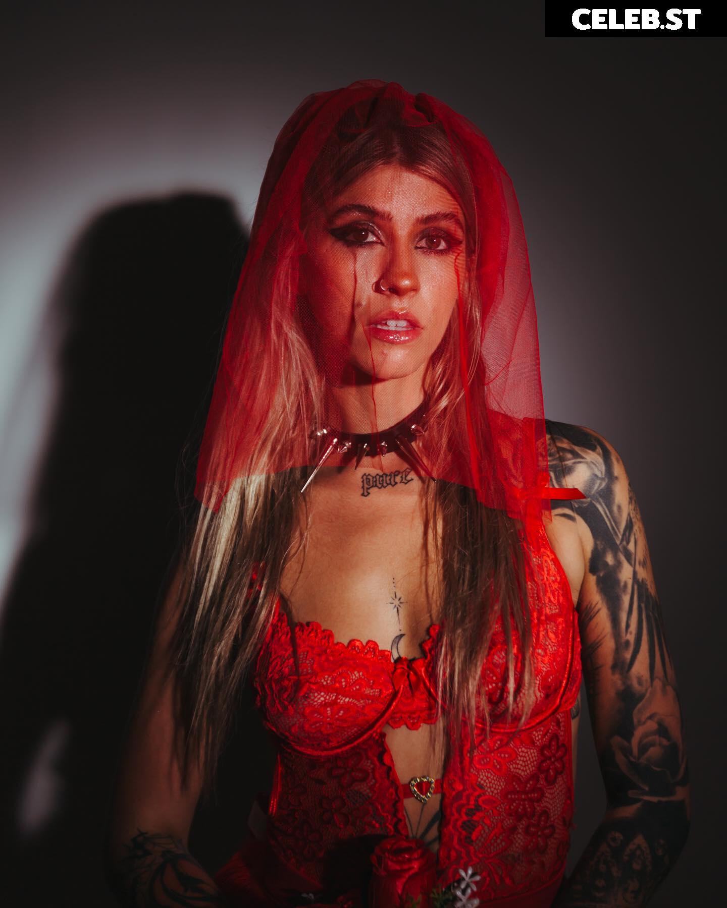 Luci / Lucii (the Alien) Image 5295408