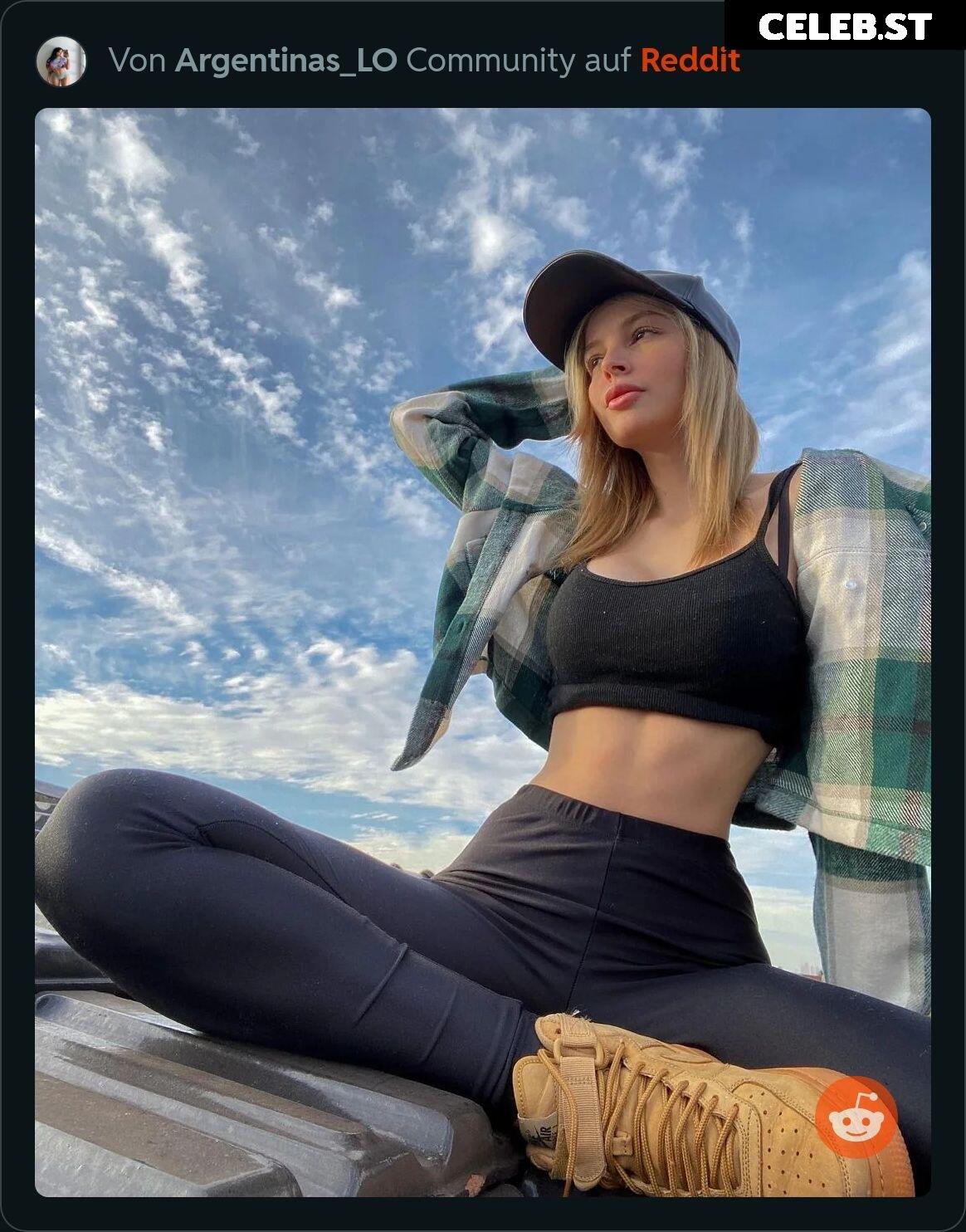 Yus Lopez Image 529506